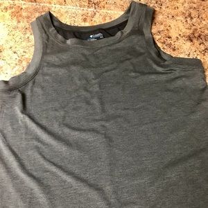 NWOT Columbia women’s sz M tank top